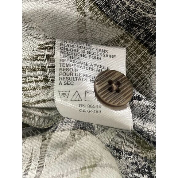 Tommy Bahama Men's Size Large 100% Silk Hawaiian Shirt Button Up Tropical Beach - Picture 6 of 8